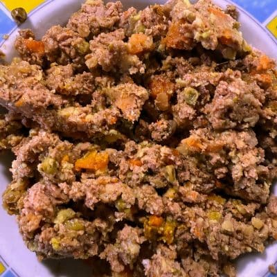 Alimentación natural para perros y gatos menu cocinado de cerdo