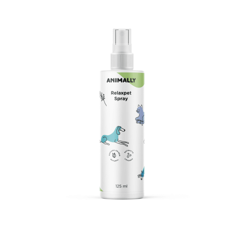 Spray Anti Estrés, Relajante y calmante para perros y gatos que ayuda a mantener la calma en situaciones estresantes puntuales como viajes, visitas en casa o al veterinario, ruidos, tormentas, etc. Contiene extractos vegetales como Extracto de Lavanda, Melisa y Pasiflora que ayudan a la relajación y tranquilidad.